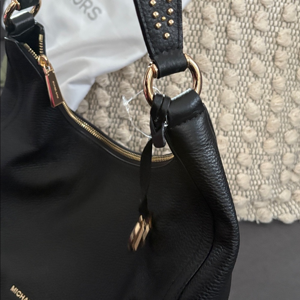 Michael kors leathershoulder bag - Picture 3 of 8